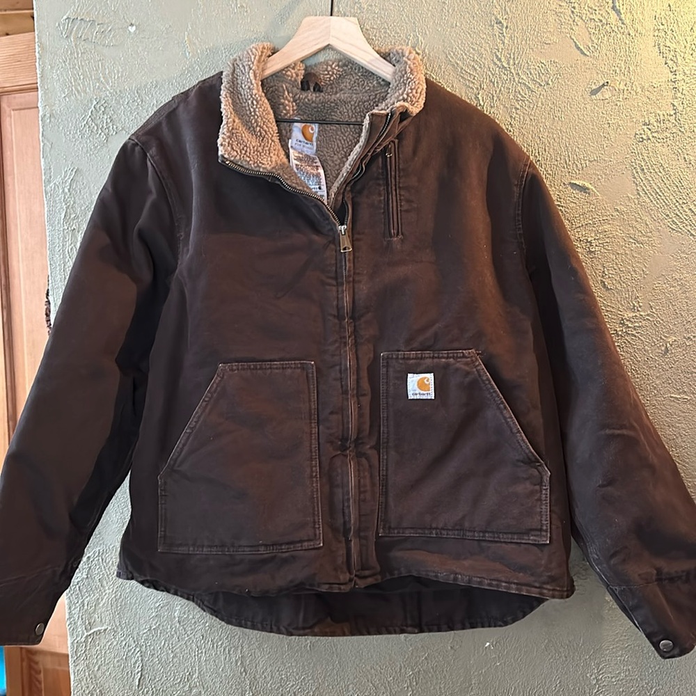 Women’s 2xl brown carhartt coat!